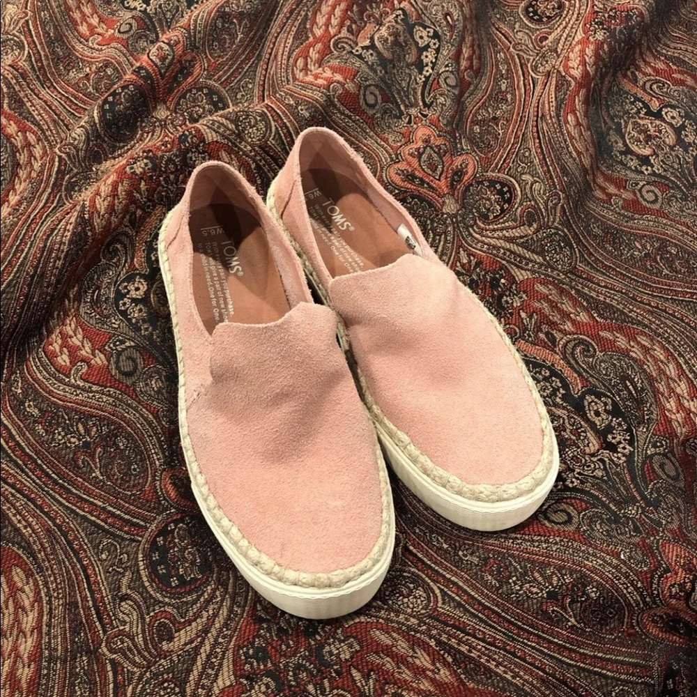 Toms shoes